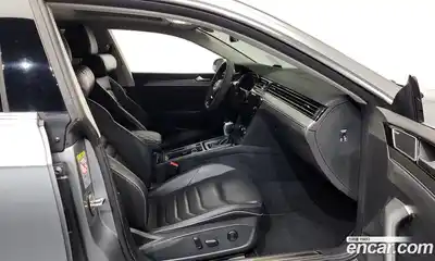 Volkswagen Arteon 2020 2.0 Автомат в Москве № 749986, миниатюра 11