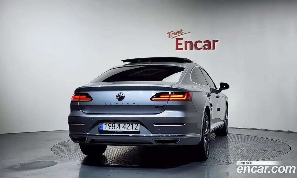 Volkswagen Arteon 2020 2.0 Автомат в Москве № 749986, фото 4