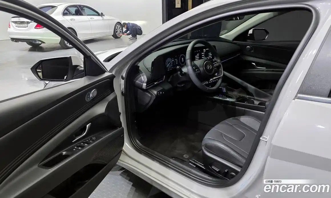 Hyundai Avante 2025 1.6 Автомат в Москве № 756055, фото 10