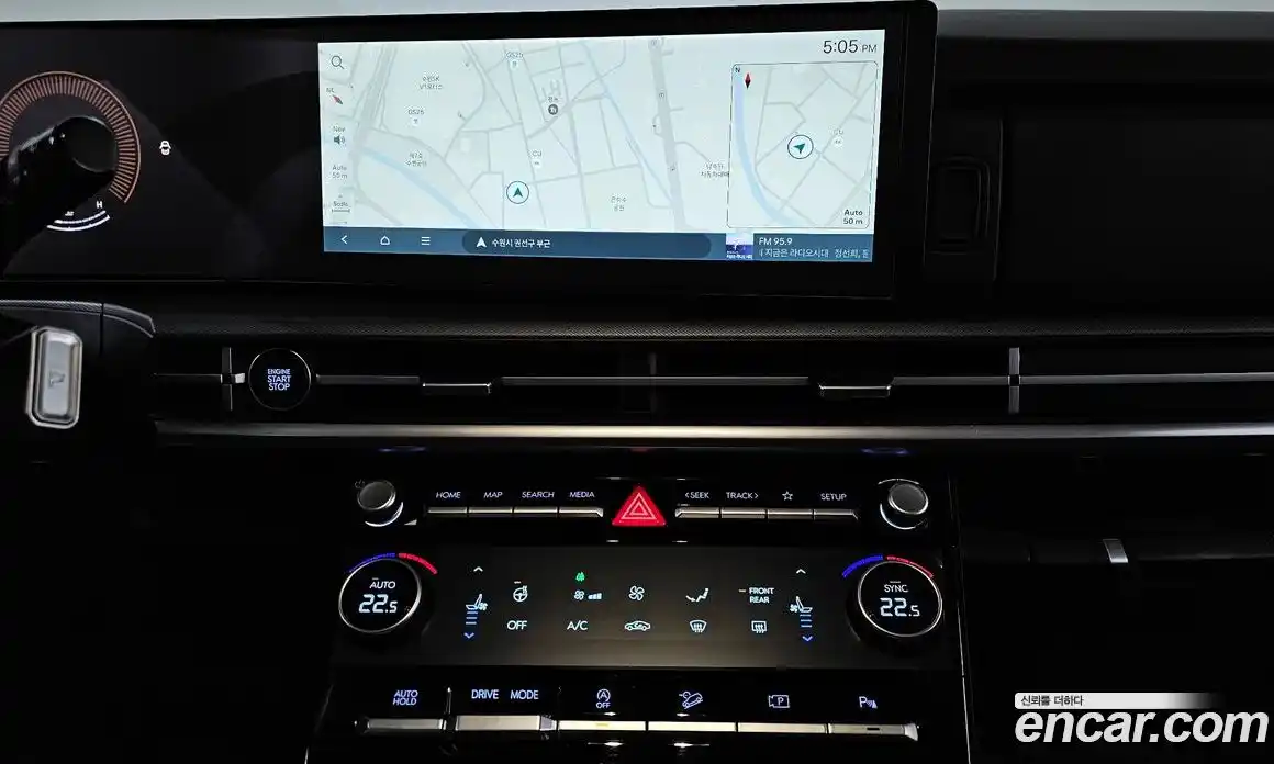 Hyundai Santa Fe 2024 2.5 Автомат в Москве № 756354, фото 15