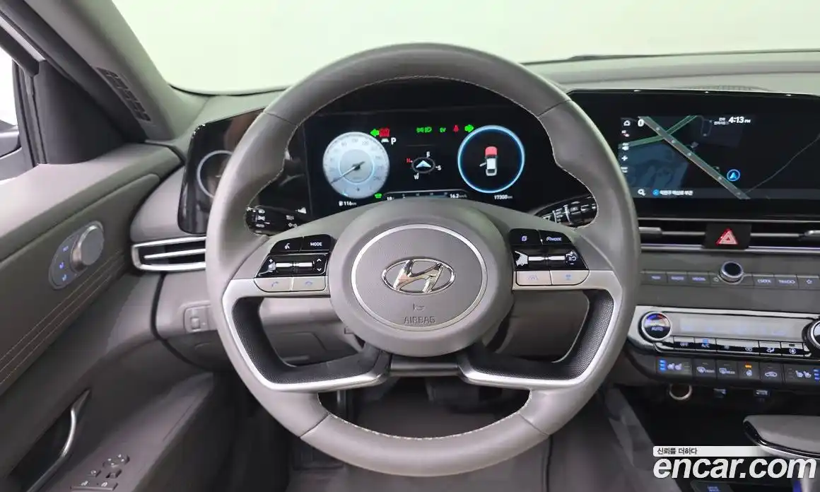 Hyundai Avante 2023 1.6 Автомат в Москве № 756686, фото 14