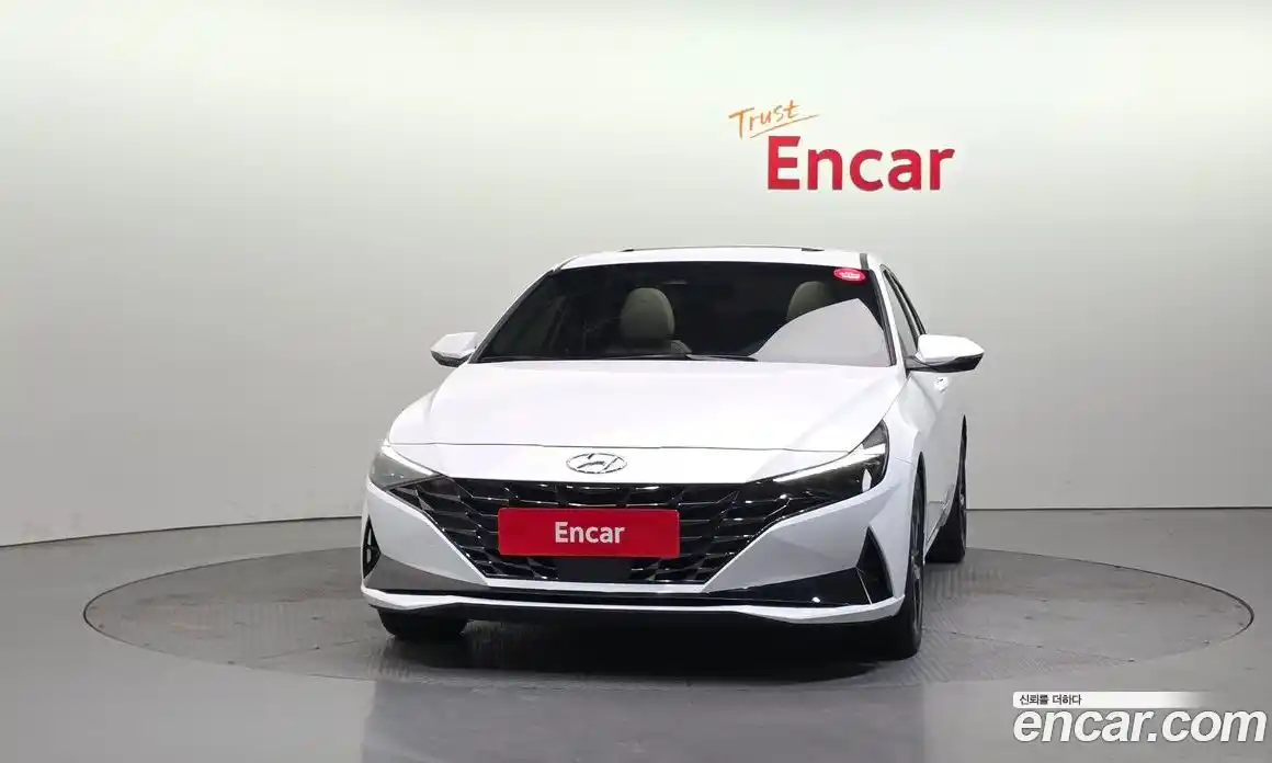 Hyundai Avante 2023 1.6 Автомат в Москве № 756686, фото 3