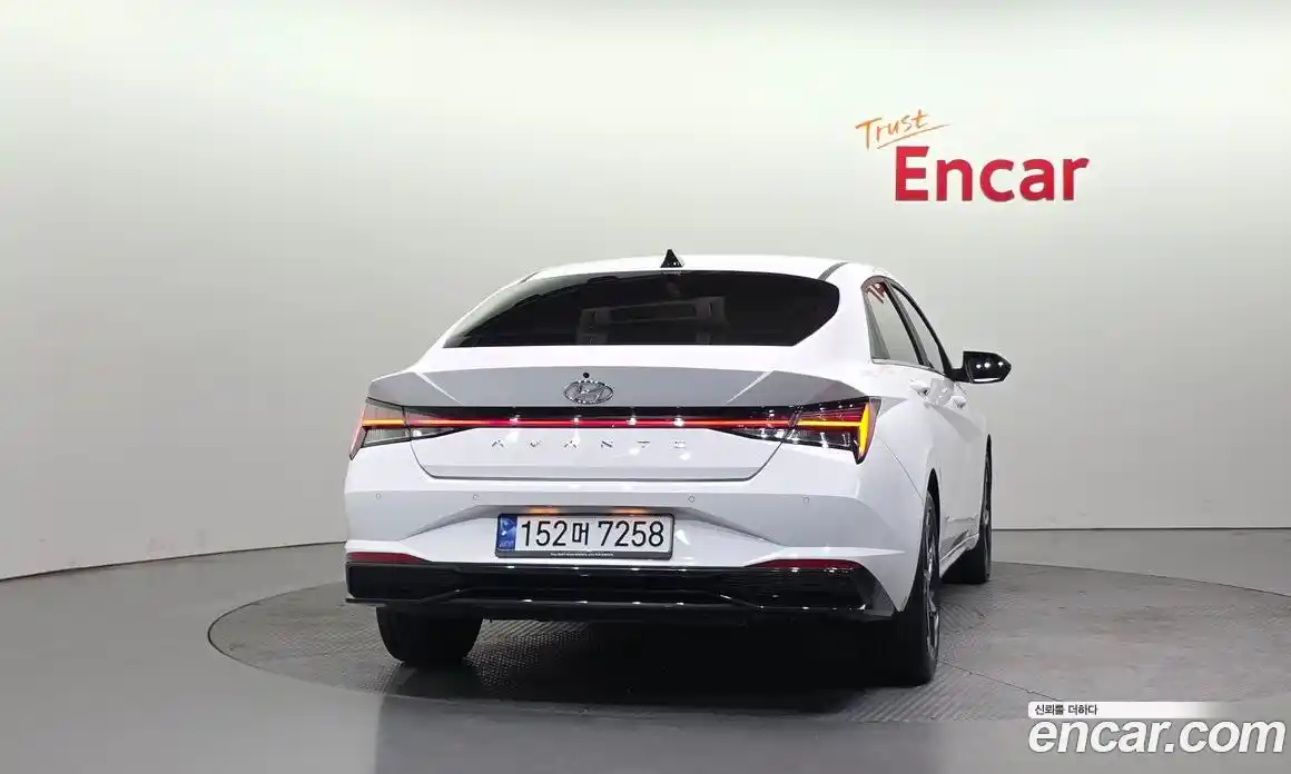 Hyundai Avante 2023 1.6 Автомат в Москве № 756686, фото 4