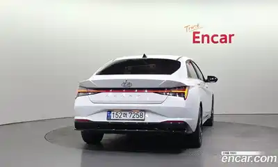 Hyundai Avante 2023 1.6 Автомат в Москве № 756686, миниатюра 4