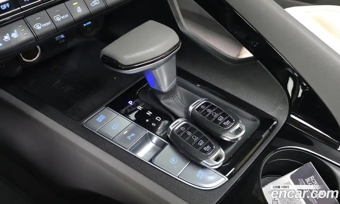 Hyundai Avante 2023 1.6 Автомат в Москве № 756686, фото 9