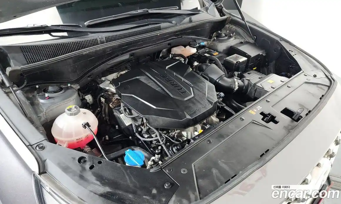 Hyundai Santa Fe 2022 2.2 Автомат в Москве № 756946, фото 6