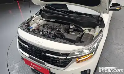 Kia Seltos 2023 1.6 Автомат в Москве № 757281, миниатюра 6