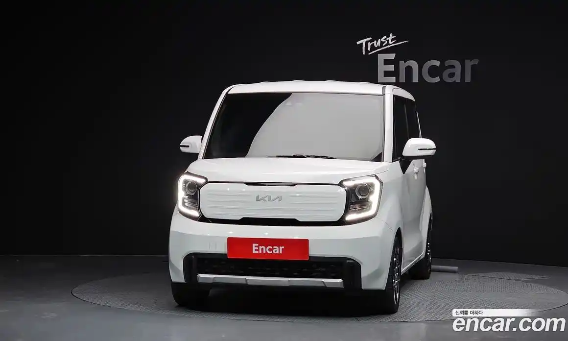 Kia Ray 2024 1.0 Автомат в Москве № 757628, фото 3