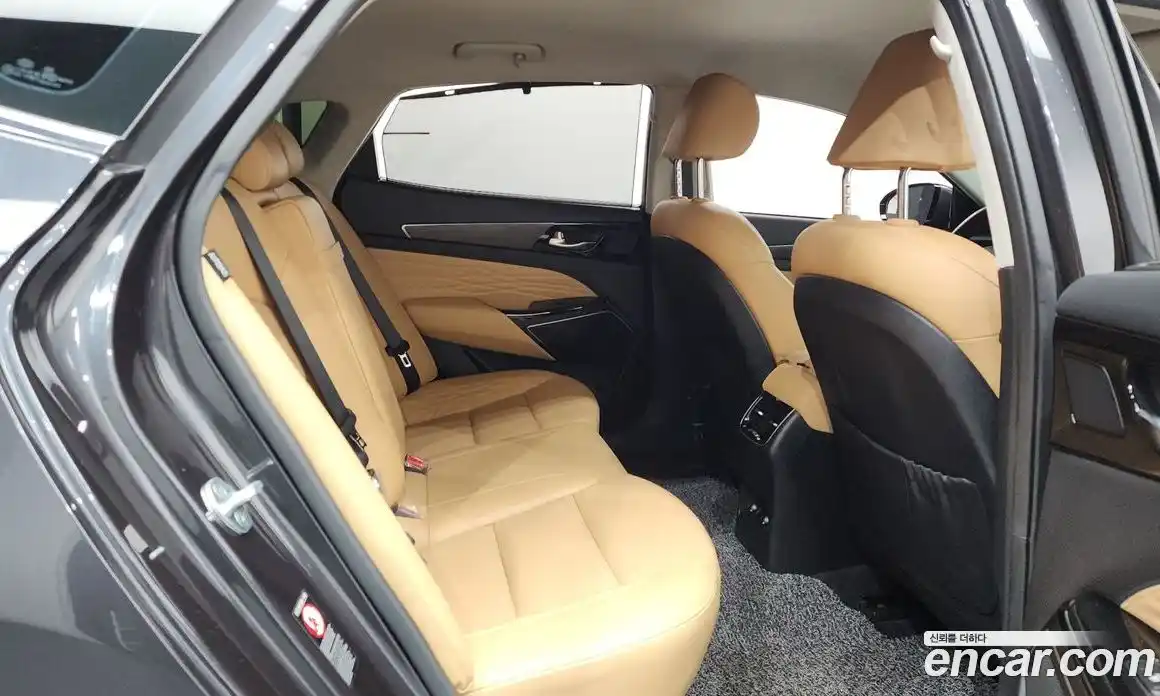 Kia K7 2020 2.5 Автомат в Москве № 757679, фото 12