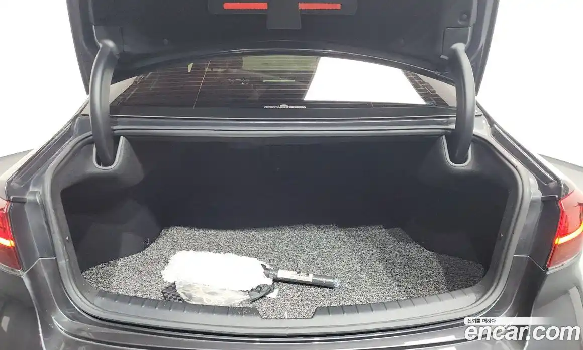 Kia K7 2020 2.5 Автомат в Москве № 757679, фото 20