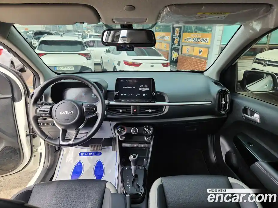 Kia Morning 2023 1.0 Автомат в Москве № 757761, фото 17