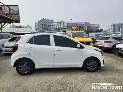 Kia Morning 2023 1.0 Автомат в Москве № 757761, миниатюра 7