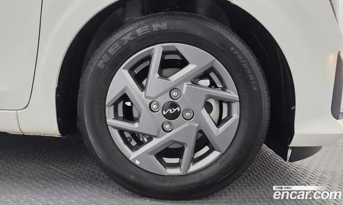 Kia Morning 2024 1.0 Автомат в Москве № 757833, фото 5