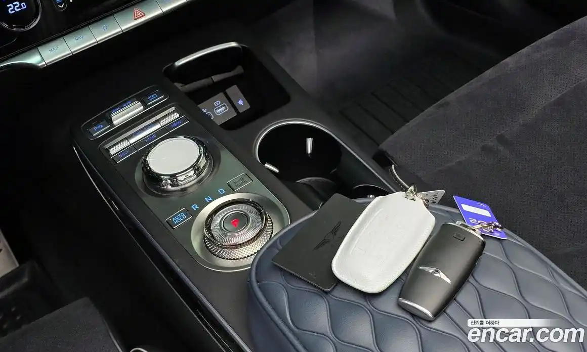 Genesis GV70 2021 2.5 Автомат в Москве № 758962, фото 8