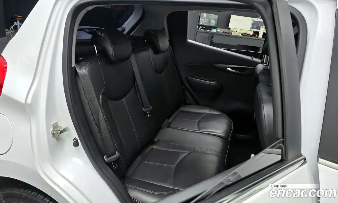 Chevrolet Spark 2016 1.0 Автомат в Москве № 760986, фото 11