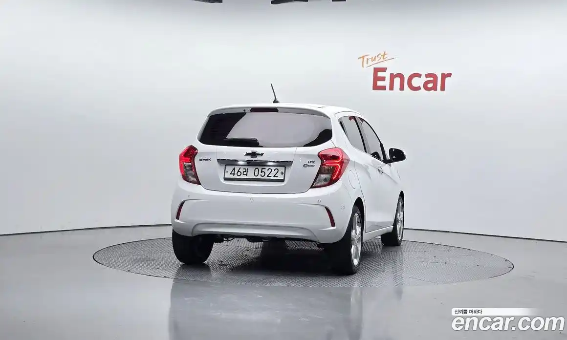 Chevrolet Spark 2016 1.0 Автомат в Москве № 760986, фото 3