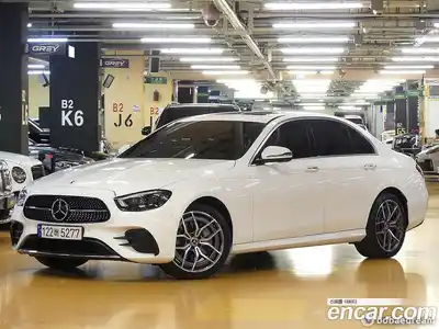 Mercedes-Benz E-Class, 2023