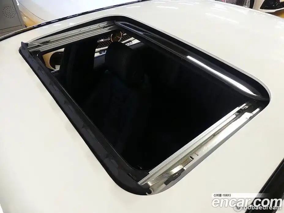 Mercedes-Benz E-Class 2023 1.9 Автомат в Москве № 763778, фото 16