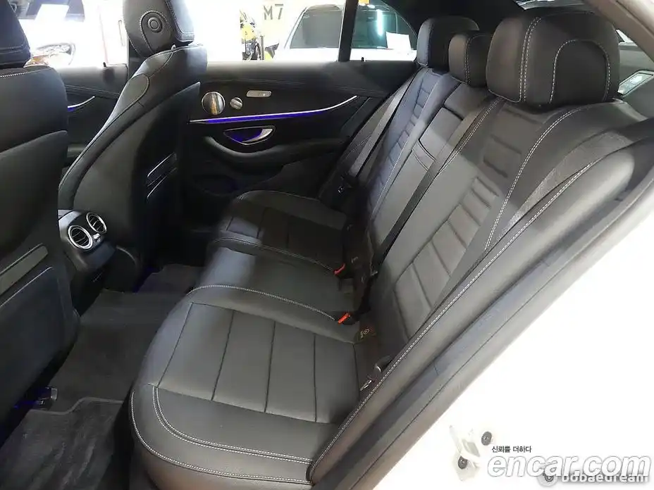 Mercedes-Benz E-Class 2023 1.9 Автомат в Москве № 763778, фото 20