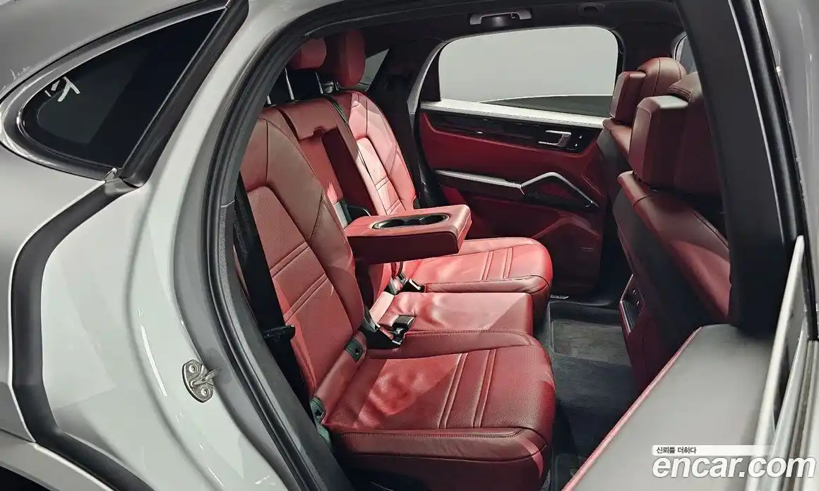 Porsche Cayenne 2020 3.0 Автомат в Москве № 765614, фото 12