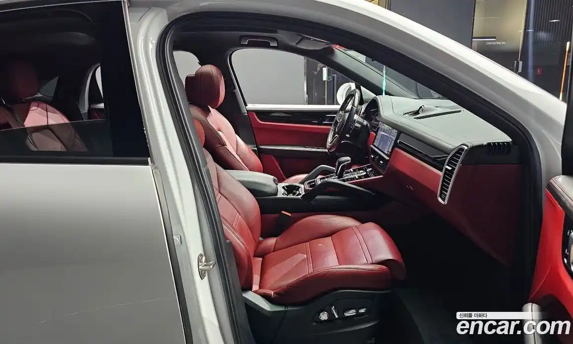 Porsche Cayenne 2020 3.0 Автомат в Москве № 765614, фото 10