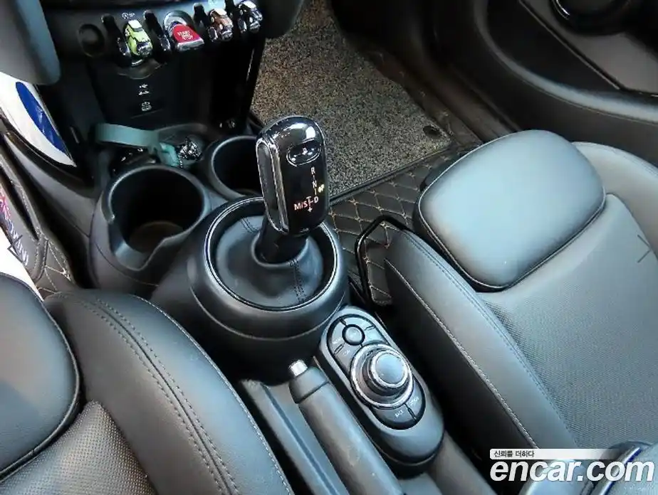 Mini Cooper 2023 1.5 Автомат в Москве № 766331, фото 11