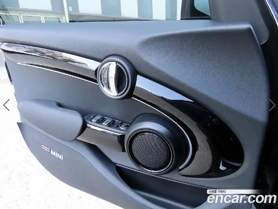 Mini Cooper 2023 1.5 Автомат в Москве № 766331, фото 12