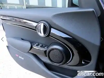 Mini Cooper 2023 1.5 Автомат в Москве № 766331, миниатюра 12