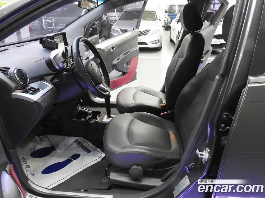 Chevrolet Spark 2014 1.0 Автомат в Москве № 93945, фото 7