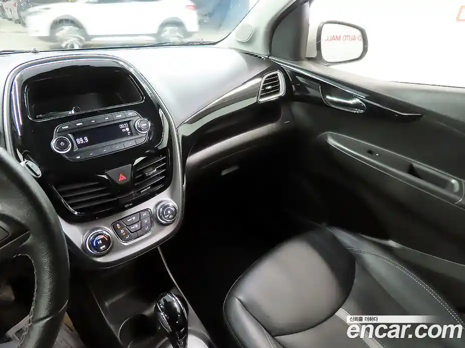 Chevrolet Spark 2018 1.0 Автомат в Москве № 105891, фото 11