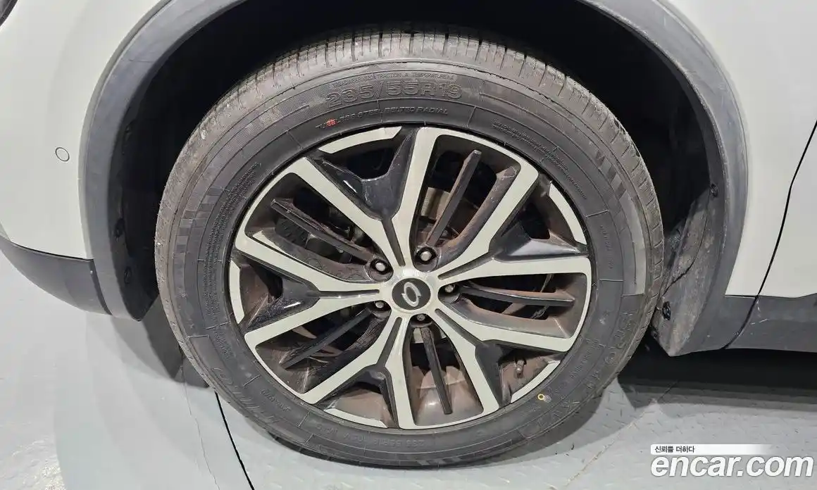 Renault QM6 2023 2.0 Автомат в Москве № 106648, фото 5