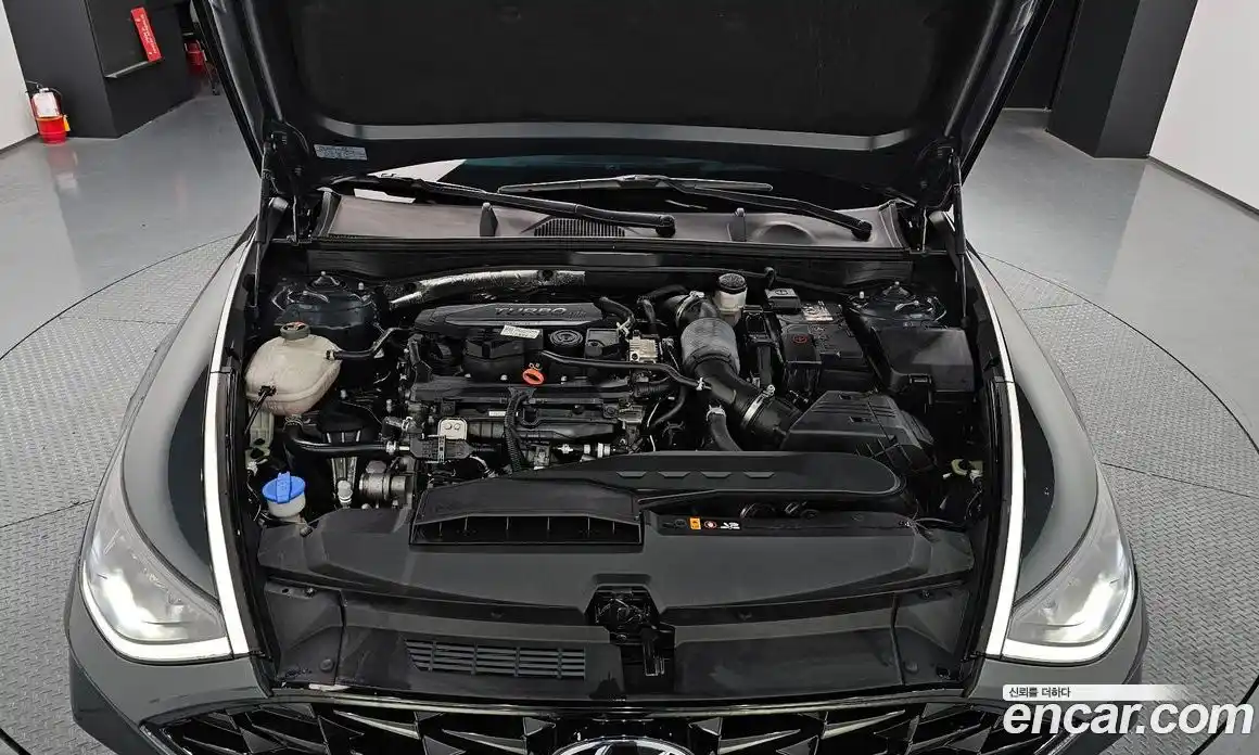 Hyundai Sonata 2021 1.6 Автомат в Москве № 112357, фото 6