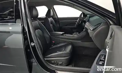 Hyundai Sonata 2021 1.6 Автомат в Москве № 112357, миниатюра 10