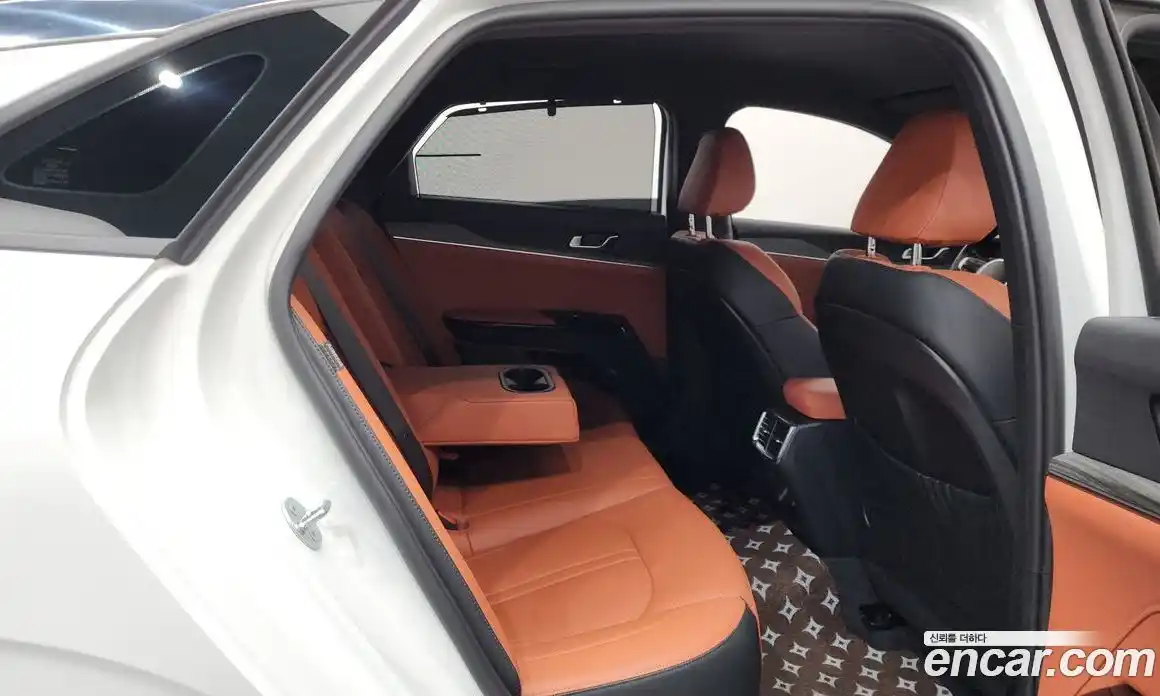 Kia K5 2024 1.6 Автомат в Москве № 120948, фото 12