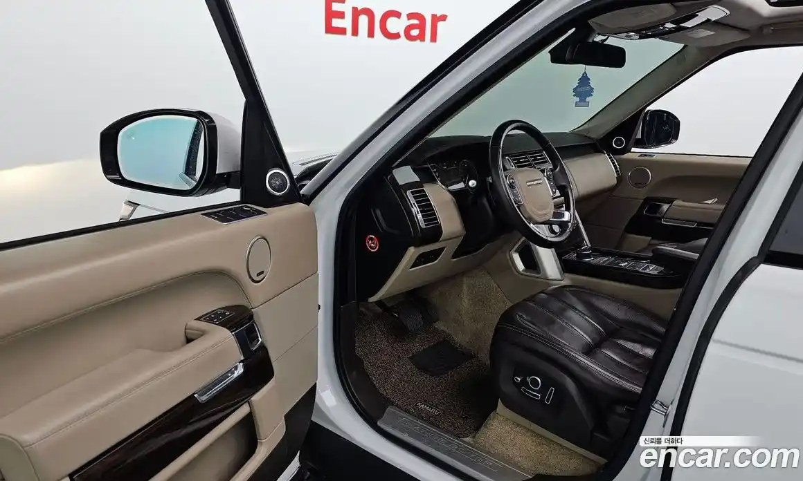 Land Rover Range-Rover 2016 4.4 Автомат в Москве № 166290, фото 11