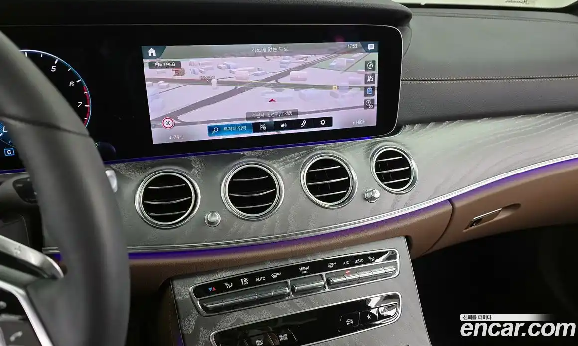 Mercedes-Benz E-Class 2023 2.0 Автомат в Москве № 177943, фото 14