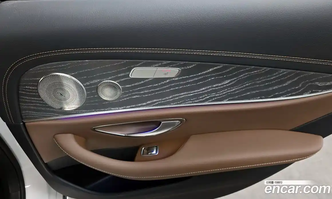 Mercedes-Benz E-Class 2023 2.0 Автомат в Москве № 177943, фото 19