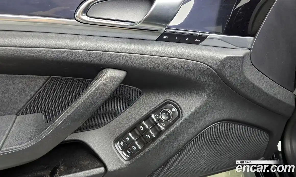 Porsche Panamera 2011 3.6 Автомат в Москве № 181856, фото 13