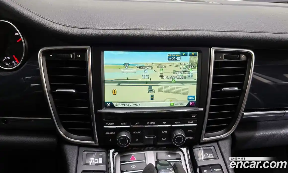 Porsche Panamera 2011 3.6 Автомат в Москве № 181856, фото 16