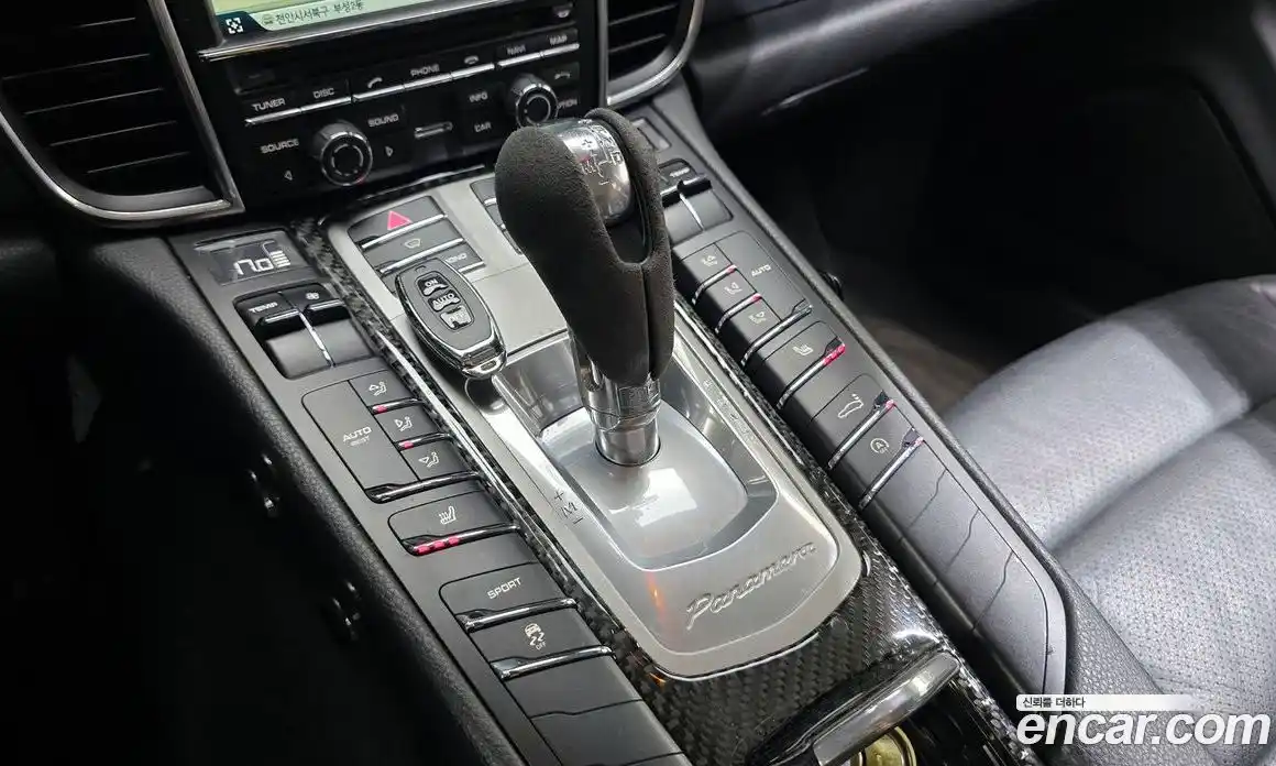 Porsche Panamera 2011 3.6 Автомат в Москве № 181856, фото 9