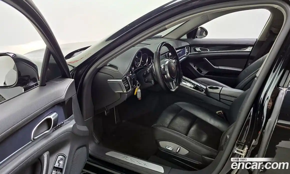 Porsche Panamera 2011 3.6 Автомат в Москве № 181856, фото 10