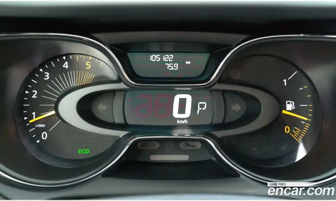 Renault QM3 2015 1.5 гидро в Москве № 186131, фото 14