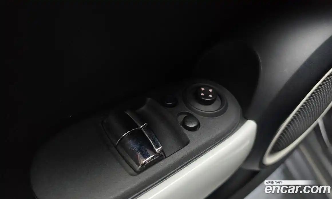 Mini Cooper 2015 1.5 Автомат в Москве № 198371, фото 16