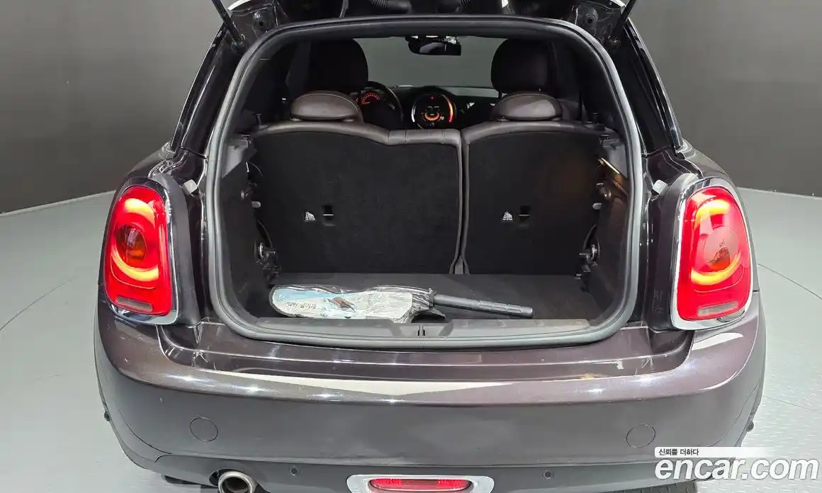 Mini Cooper 2015 1.5 Автомат в Москве № 198371, фото 20