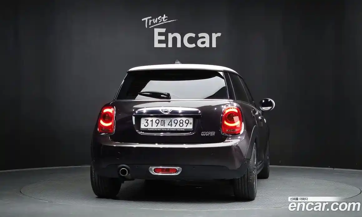 Mini Cooper 2015 1.5 Автомат в Москве № 198371, фото 4