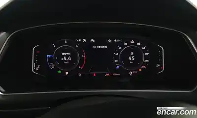 Volkswagen Tiguan 2020 2.0 Автомат в Москве № 215344, миниатюра 8