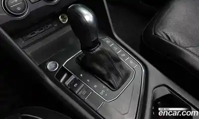 Volkswagen Tiguan 2020 2.0 Автомат в Москве № 215344, миниатюра 9