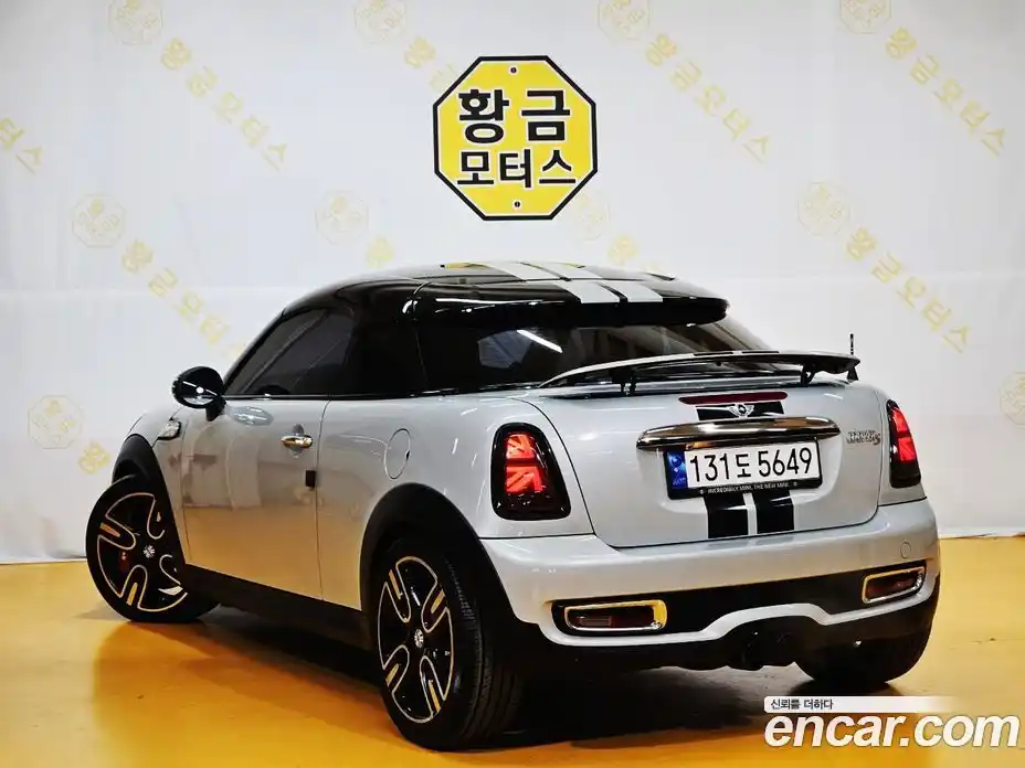 Mini Coupe 2012 1.6 Автомат в Москве № 217109, фото 5