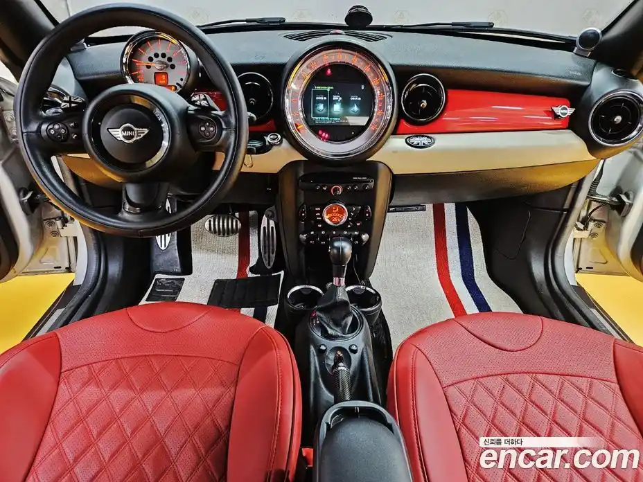 Mini Coupe 2012 1.6 Автомат в Москве № 217109, фото 8