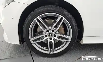 Mercedes-Benz E-Class 2019 1.9 Автомат в Москве № 241782, миниатюра 5